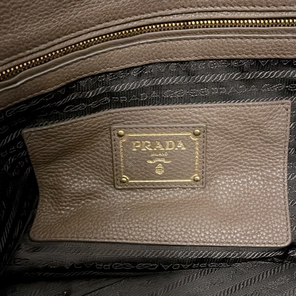 Authentic Prada Leather Tote Bag with Flaws - Picture 8 of 15